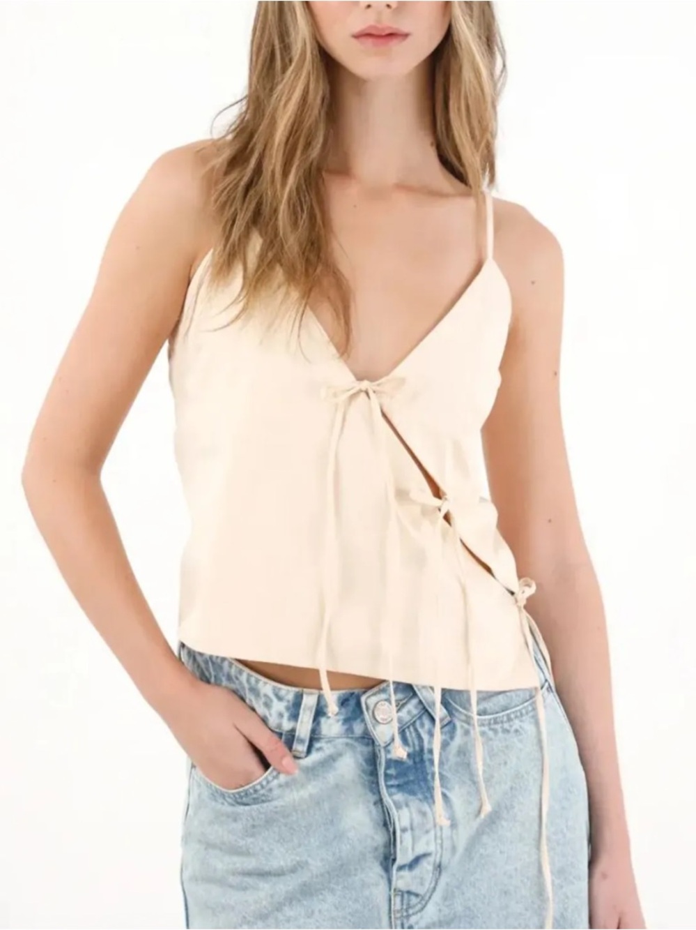 Women’s cream diagonal tie-front shirt